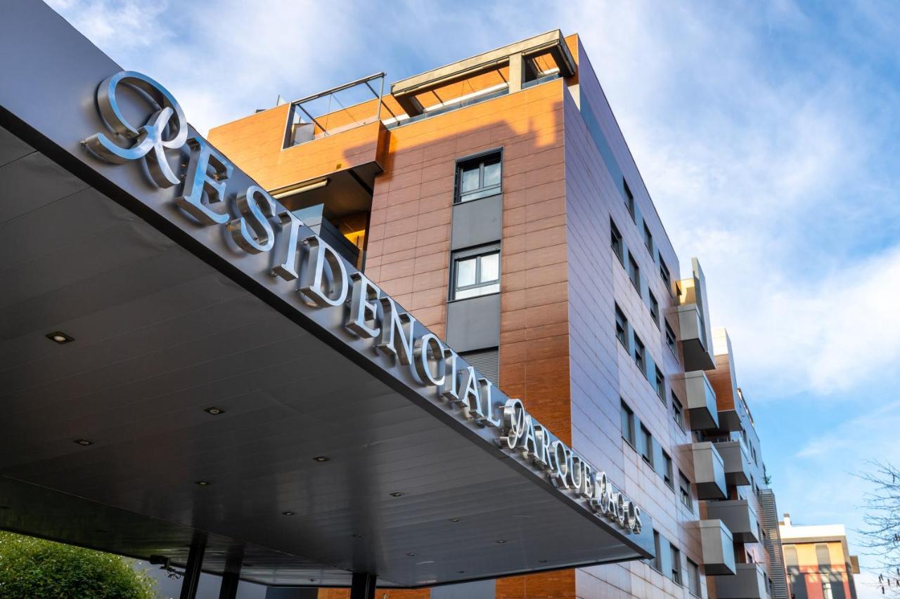 Apartamento Forum-Ciencias Con Piscina, Gym & Parking 그라나다 외부 사진